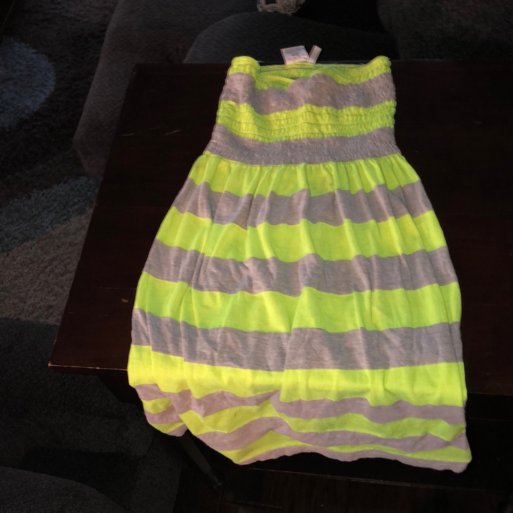 Strapless bright yellow and grey dress